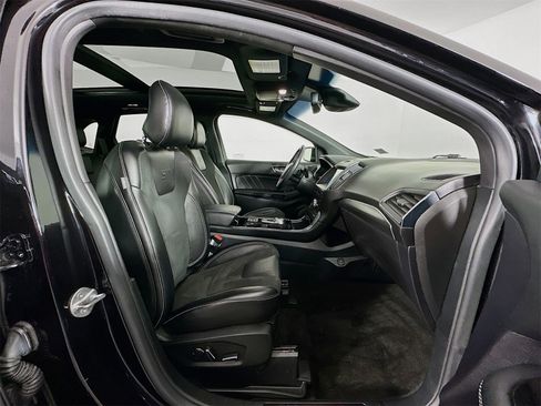 Used 2019 Ford Edge ST w/ Equipment Group 401A image 29