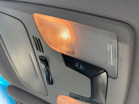 Used 2017 Toyota Sienna LE image 38