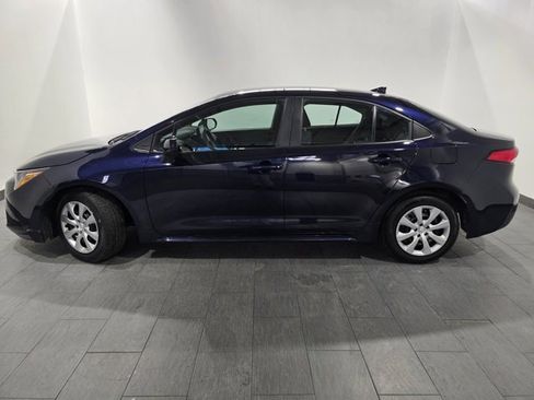 Used 2023 Toyota Corolla LE image 2