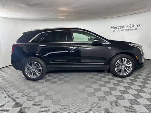 Used 2025 Cadillac XT5 Premium Luxury FWD image 8