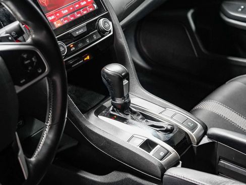 Used 2020 Honda Civic Sport image 23