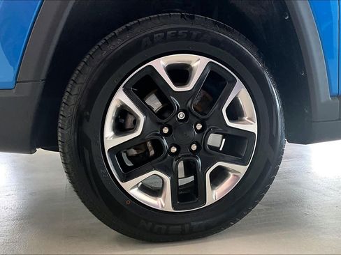 Used 2017 Jeep Compass Trailhawk w/ Leather Interior Group image 8