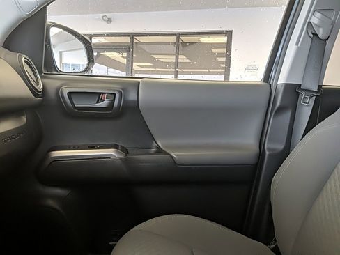 Used 2023 Toyota Tacoma SR5 w/ Technology Package image 21