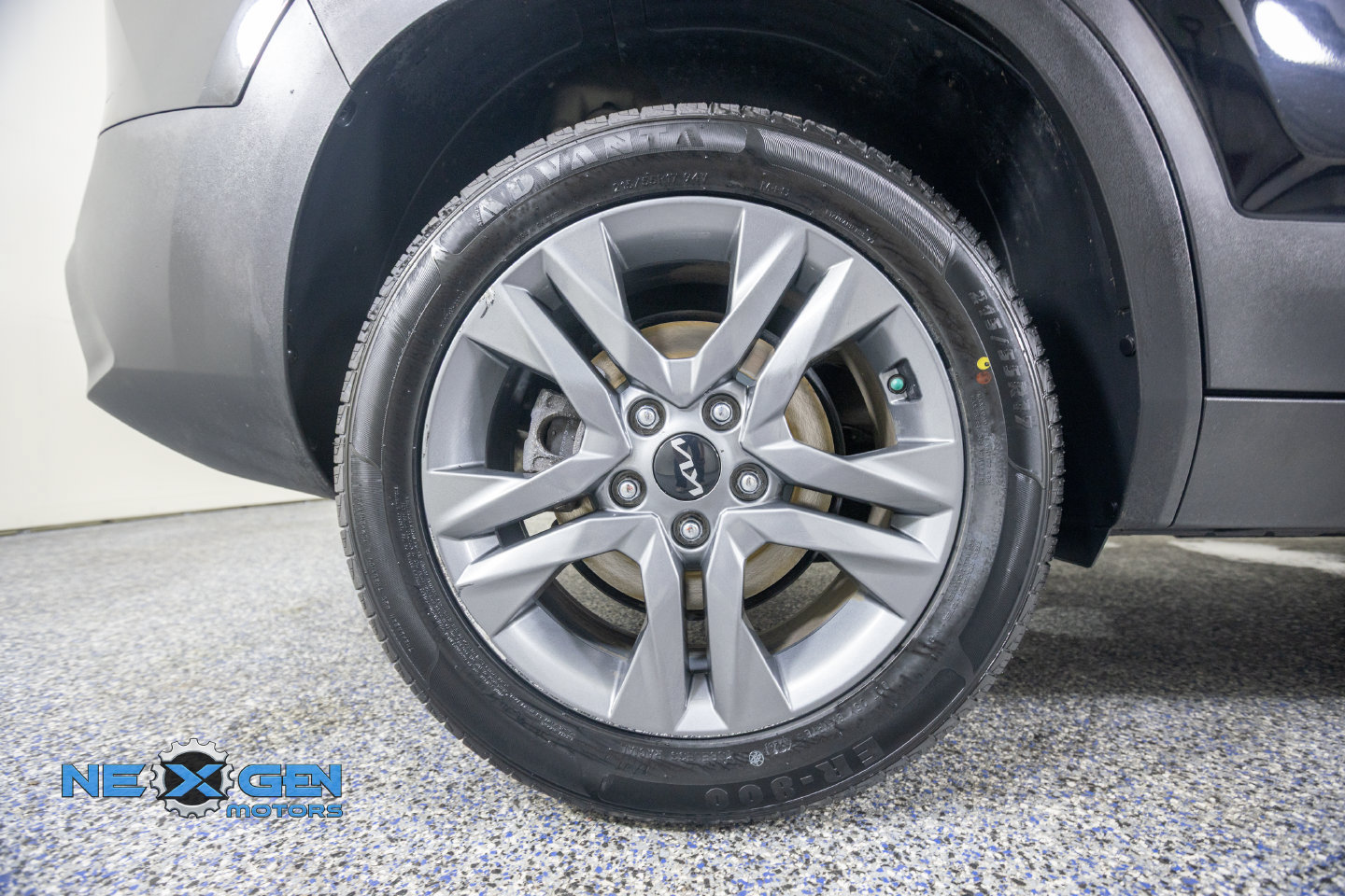Used 2023 Kia Seltos LX AWD/4WD image 45