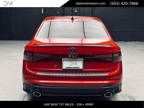 Used 2025 Volkswagen Jetta GLI Autobahn FWD image 6