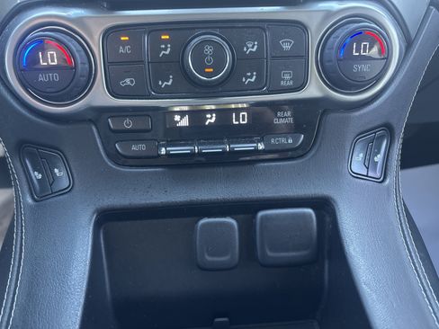 Used 2015 Chevrolet Tahoe LT AWD/4WD image 31