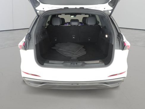 Used 2025 Lincoln Nautilus Premier w/ Jet Appearance Package AWD/4WD image 5