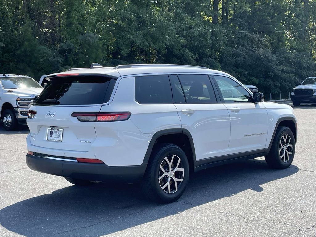 Certified 2023 Jeep Grand Cherokee L Limited w/ Trailer Tow Group (B) AWD/4WD image 8