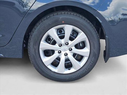 New 2025 Toyota Corolla LE image 9