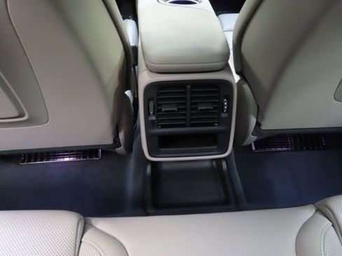 Used 2021 Porsche Taycan 4S image 23