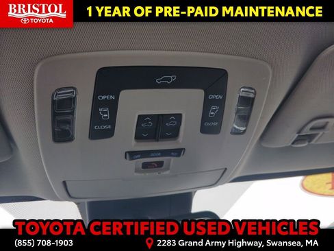 Certified 2024 Toyota Sienna XLE image 27