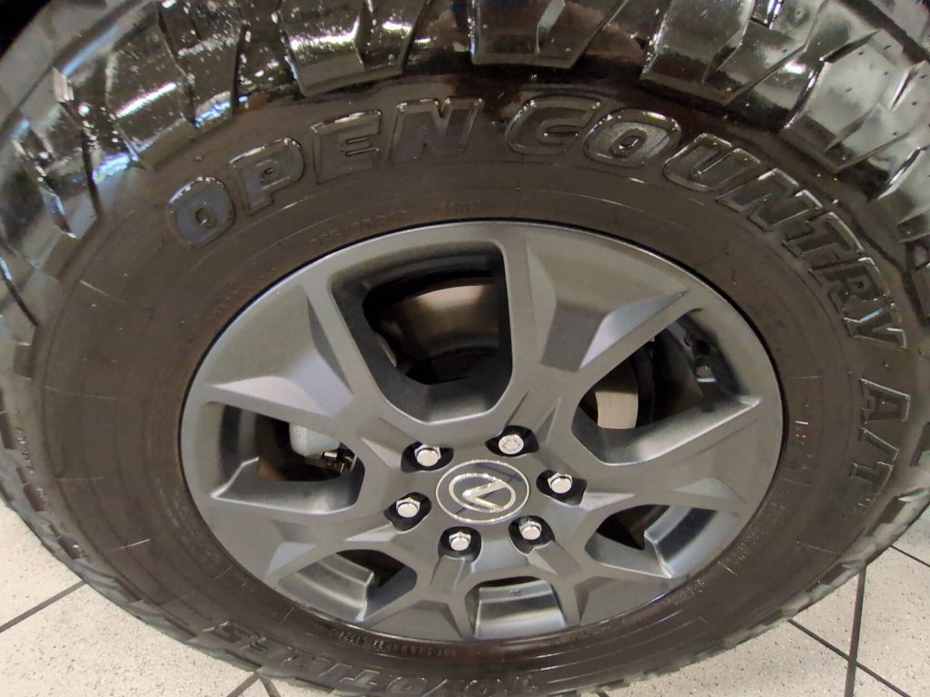 Used 2024 Lexus GX 550 AWD/4WD image 30
