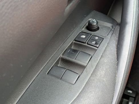 Used 2022 Toyota Corolla LE FWD image 24