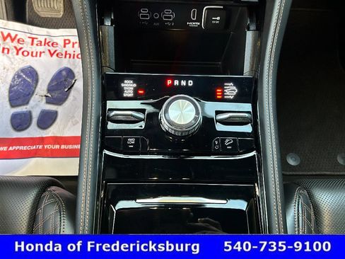 Used 2025 Jeep Grand Cherokee L Summit image 39