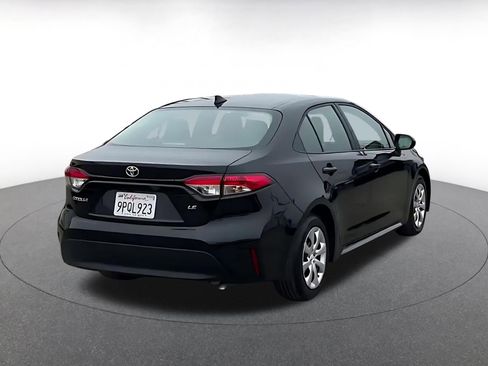 Used 2025 Toyota Corolla LE image 14