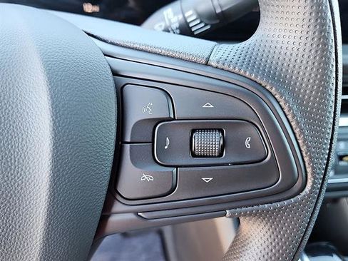 New 2026 Buick Envista Preferred image 18