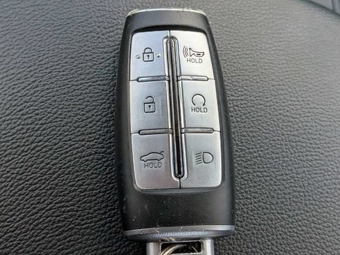Used 2023 Genesis G70 2.0T AWD/4WD image 30