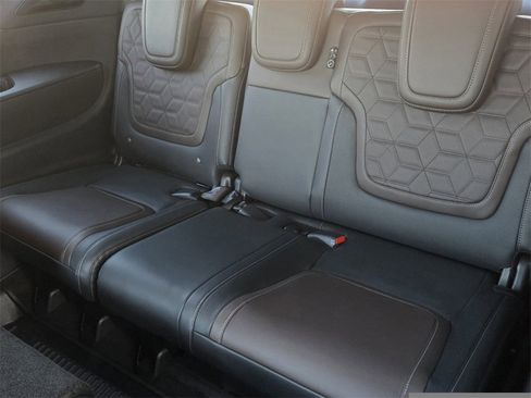 New 2025 Nissan Armada Platinum w/ Convenience Package image 24