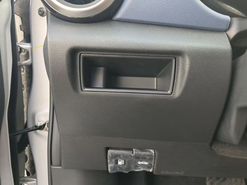 New 2025 Nissan Versa SV w/ Trunk Package image 17