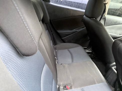 Used 2017 Toyota Yaris iA image 5