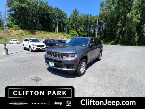Certified 2025 Jeep Grand Cherokee L Laredo w/ Luxury Tech Group I AWD/4WD image 1