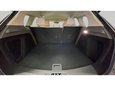 Used 2024 Lincoln Corsair AWD w/ Towing Package image 16