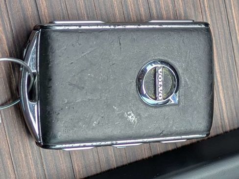 Used 2021 Volvo XC60 T5 Inscription FWD image 30