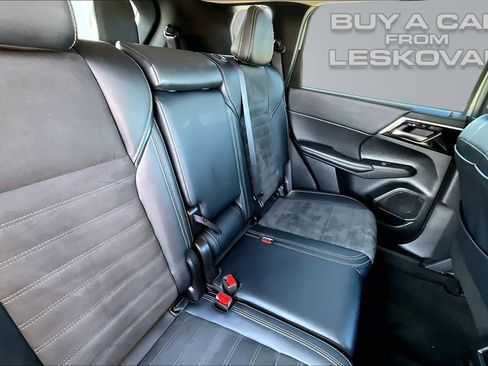 Used 2024 Mitsubishi Outlander SE AWD/4WD image 26