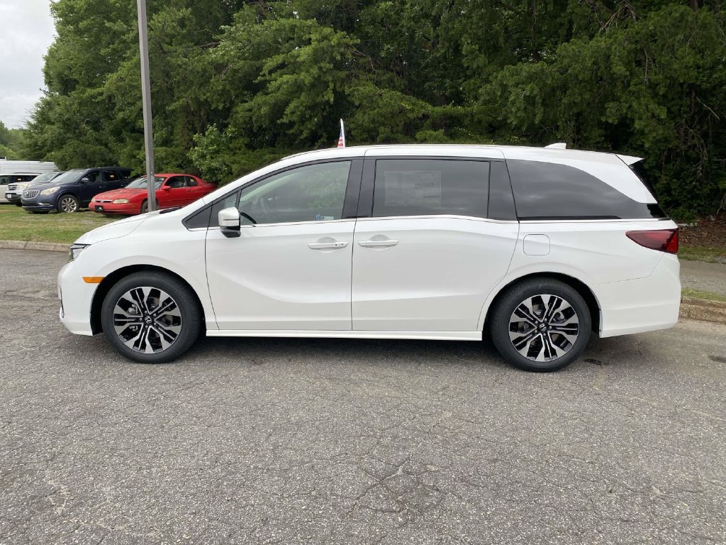 New 2026 Honda Odyssey Elite image 2