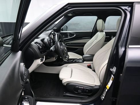 Used 2020 MINI Cooper Clubman S w/ Driver Assistance Package image 11