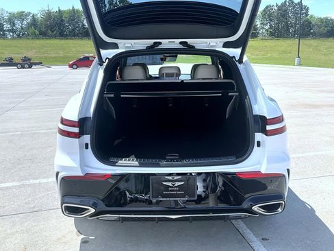 New 2026 Genesis GV70 3.5T Sport Prestige image 9