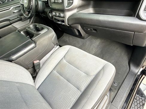 Used 2019 RAM 1500 Big Horn image 32