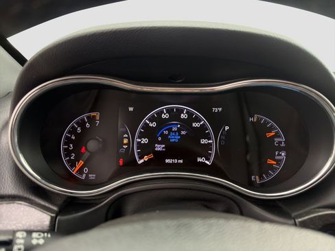 Used 2018 Jeep Grand Cherokee Laredo AWD/4WD image 25