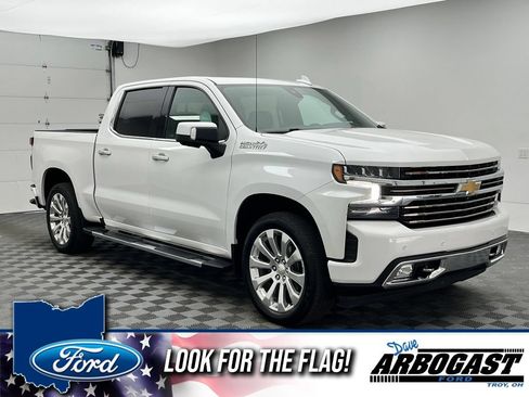 Used 2022 Chevrolet Silverado 1500 High Country w/ Technology Package AWD/4WD image 1