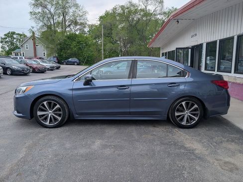 Used 2017 Subaru Legacy 2.5i Limited AWD/4WD image 4