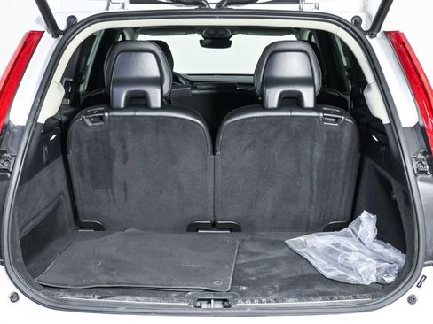 Used 2023 Volvo XC90 B5 Core AWD/4WD image 32