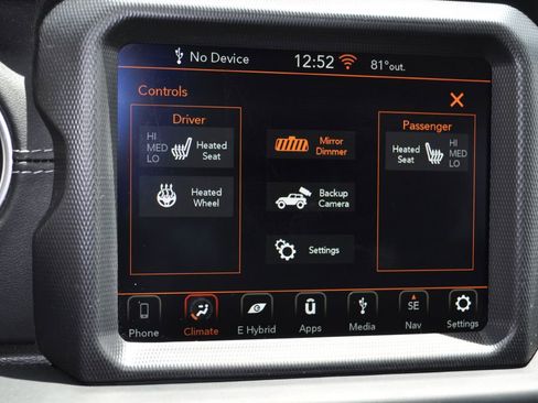 Used 2023 Jeep Wrangler Unlimited Sahara w/ Cold Weather Group AWD/4WD image 15