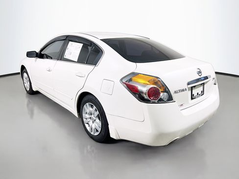 Used 2009 Nissan Altima 2.5 S w/ Convenience Pkg FWD image 8