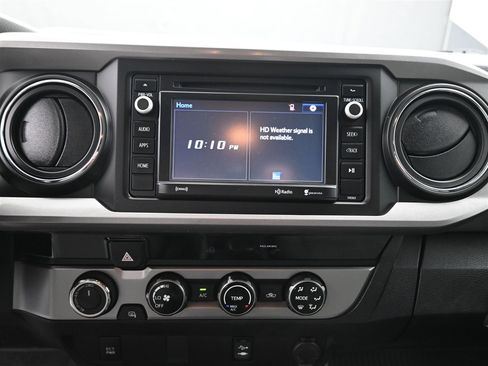 Used 2018 Toyota Tacoma SR5 image 13