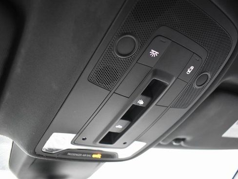 Used 2020 Audi Q3 2.0T Prestige image 24