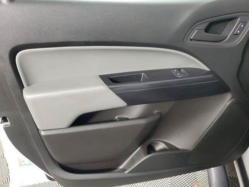 Used 2022 GMC Canyon Elevation Standard w/ Convenience Package RWD image 17
