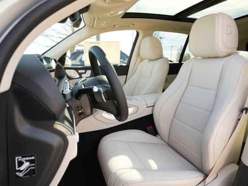 New 2026 Mercedes-Benz GLE 450 4MATIC image 34