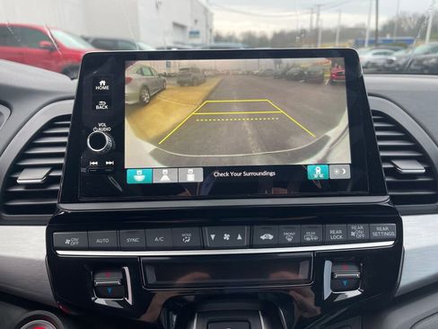 New 2026 Honda Odyssey EX-L image 9