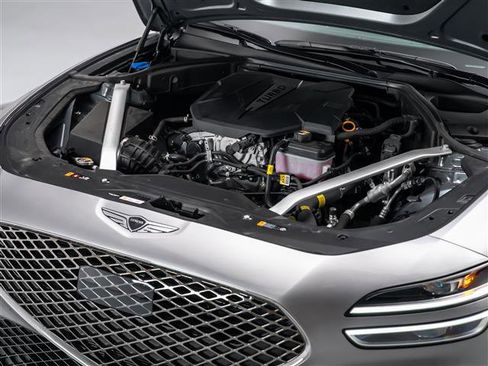 New 2026 Genesis G70 2.5T image 11