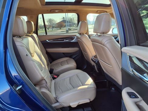 Used 2024 Cadillac XT6 Sport w/ Platinum Package image 35