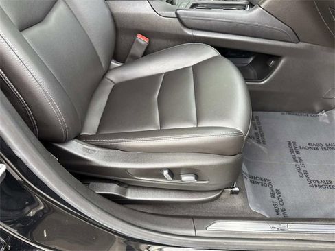 Used 2021 Cadillac XT5 Luxury image 15