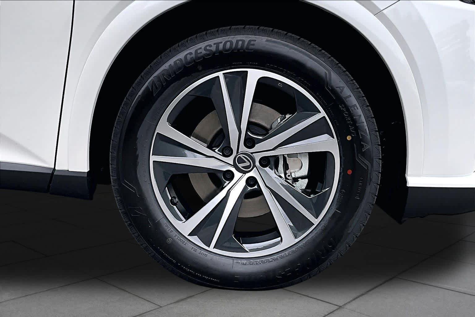 New 2026 Lexus RX 350 Premium FWD image 9