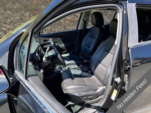 Used 2019 Buick Encore Essence w/ Safety Package II AWD/4WD image 23