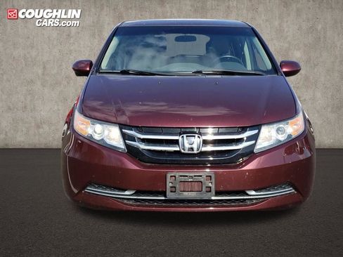 Used 2017 Honda Odyssey SE image 2