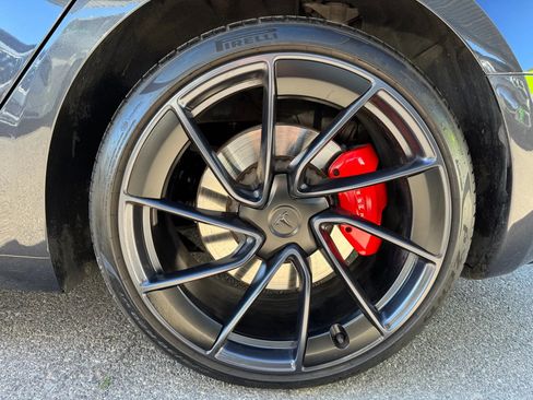 Used 2024 Tesla Model 3 Performance image 9